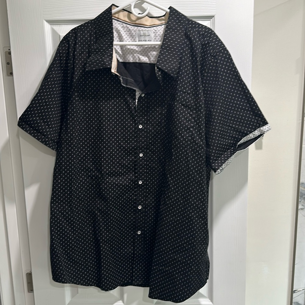 Men’s 2XL Craft + Flow black and white button down shirt